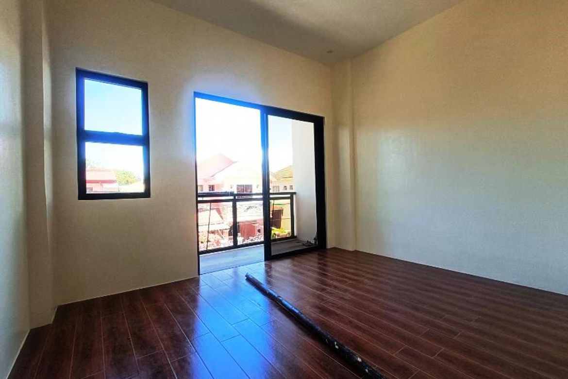 3 Bedroom Townhouse for Sale in San Antonio, Parañaque, Metro Manila – photo 7