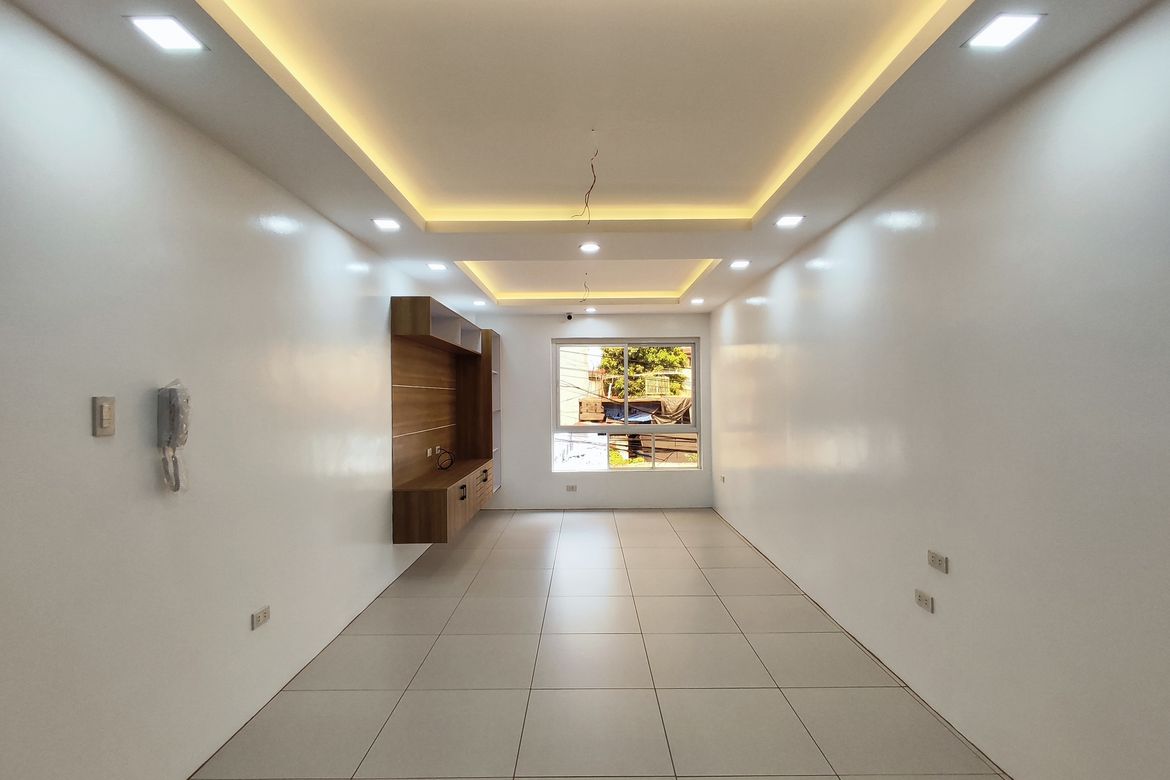 3 Bedroom Townhouse for Sale in San Antonio, Quezon City, Metro Manila near LRT-1 Roosevelt – photo 6