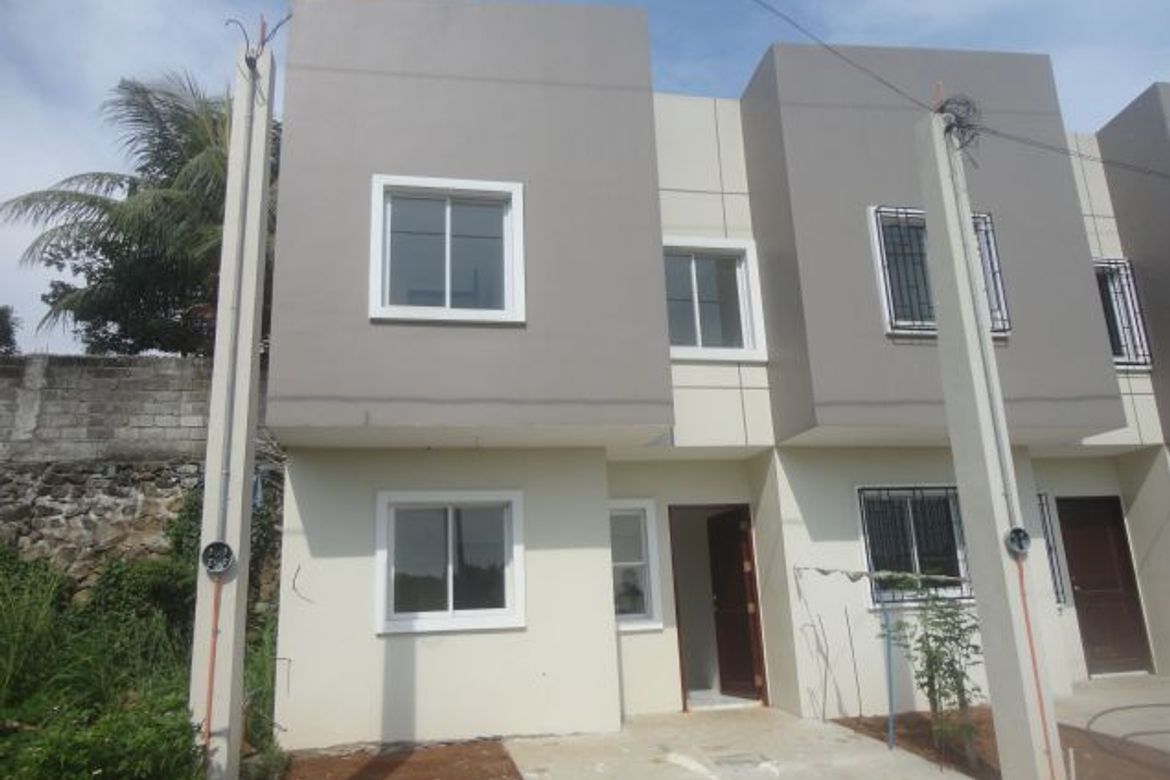 3 Bedroom Townhouse for Sale in San Bartolome, Quezon City, Metro Manila – photo 2