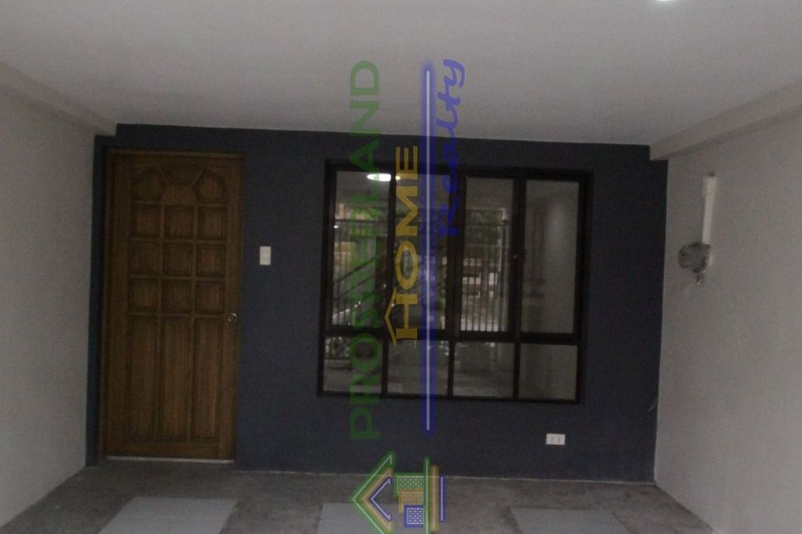 3 Bedroom Townhouse for Sale in San Isidro, Parañaque, Metro Manila – photo 2