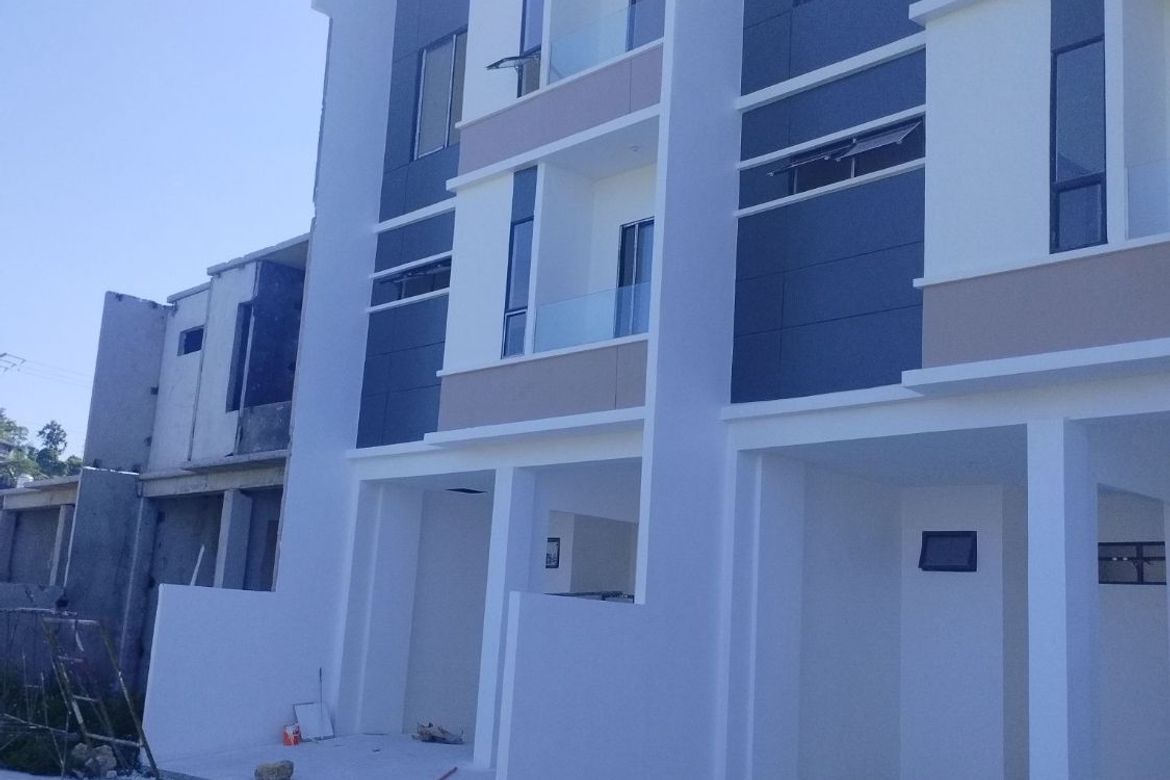 3 Bedroom Townhouse for Sale in San Jose, Cebu City, Cebu
