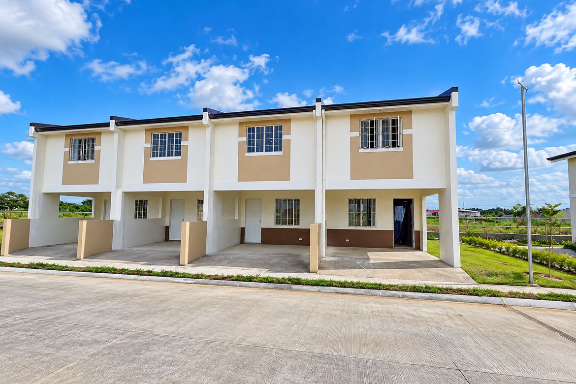 3 Bedroom Townhouse for Sale in San Jose Patag, Santa Maria, Bulacan