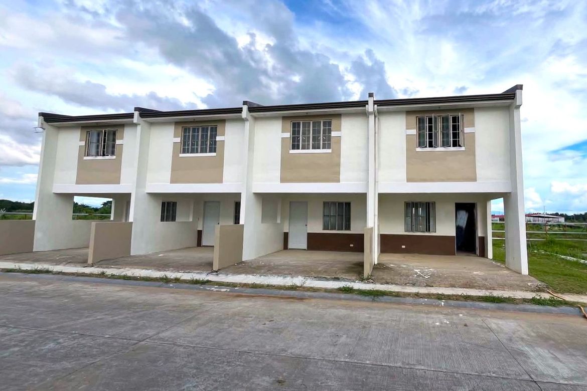 3 Bedroom Townhouse for Sale in San Jose Patag, Santa Maria, Bulacan – photo 3