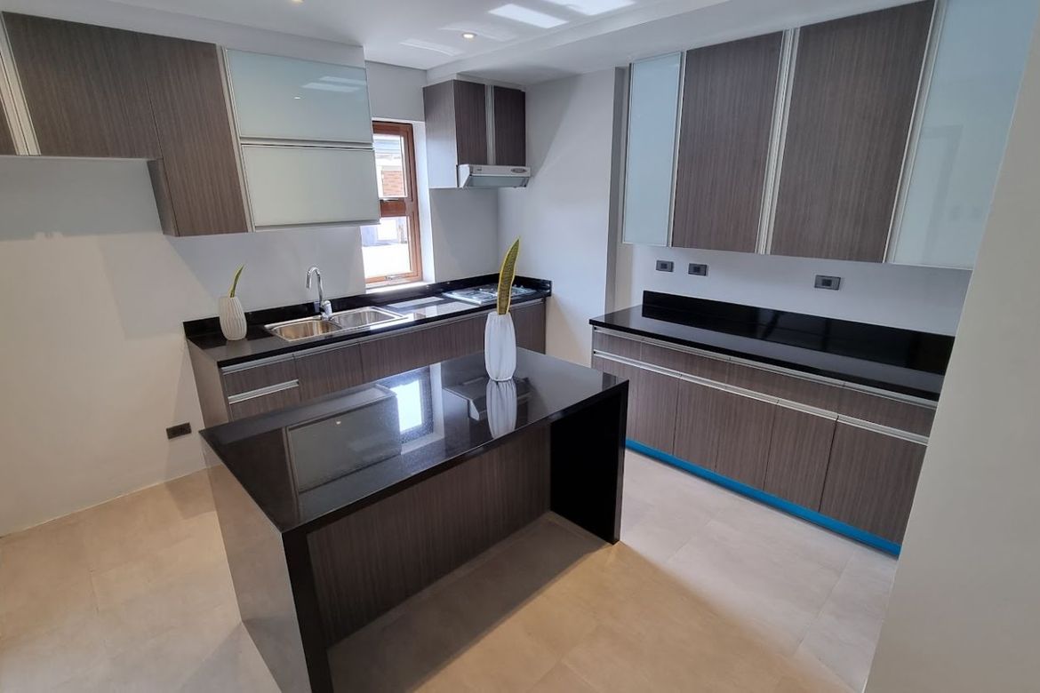 3 Bedroom Townhouse for Sale in San Juan, Metro Manila – photo 8