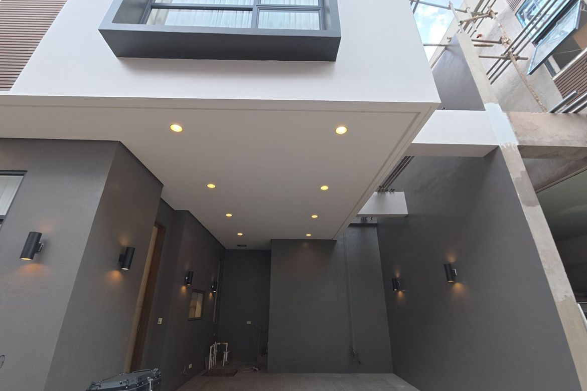 3 Bedroom Townhouse for Sale in San Juan, Metro Manila