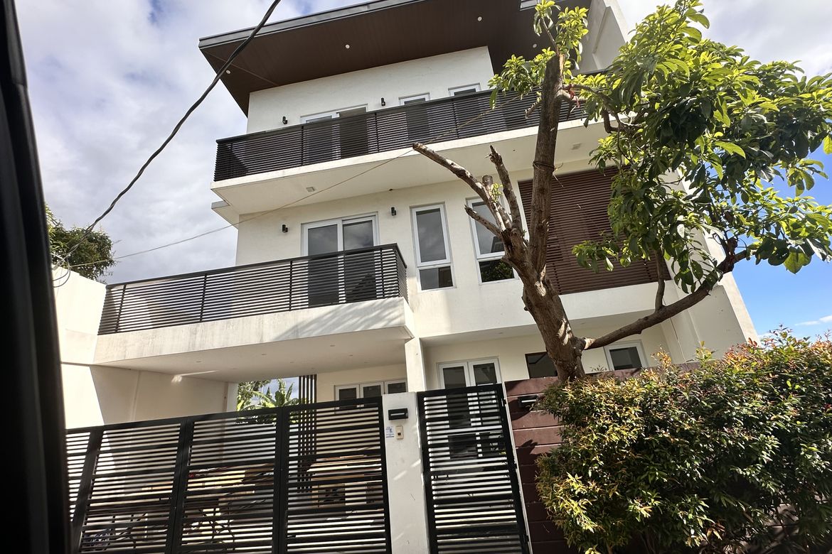 3 Bedroom Townhouse for Sale in San Miguel, Pasig, Metro Manila – photo 2