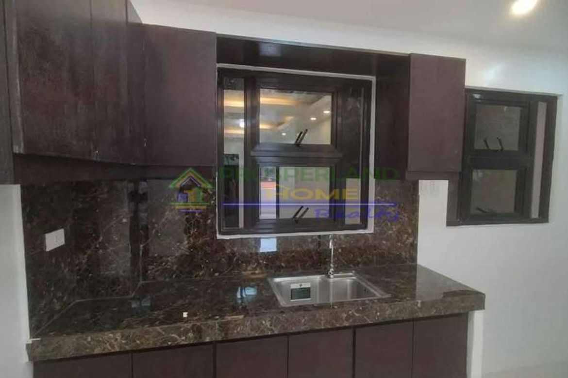3 Bedroom Townhouse for Sale in San Nicolas, Pasig, Metro Manila – photo 5