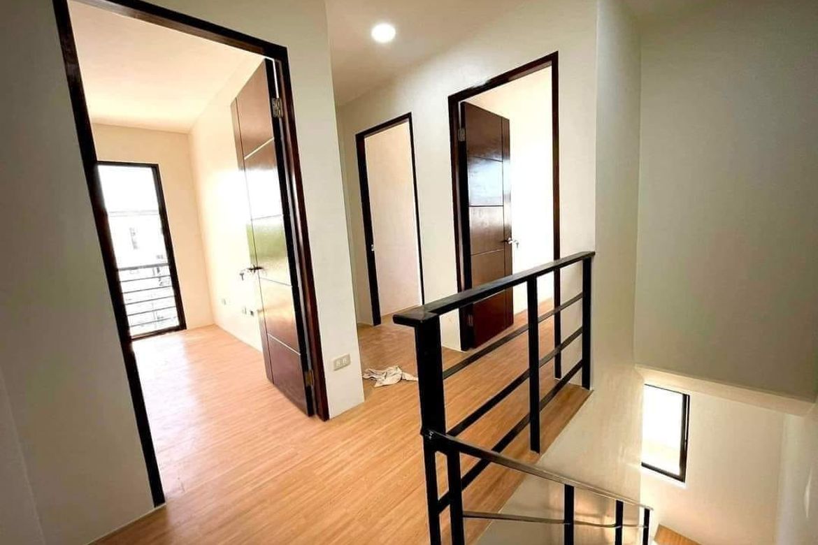3 Bedroom Townhouse for Sale in Santa Cruz, Liloan, Cebu – photo 6