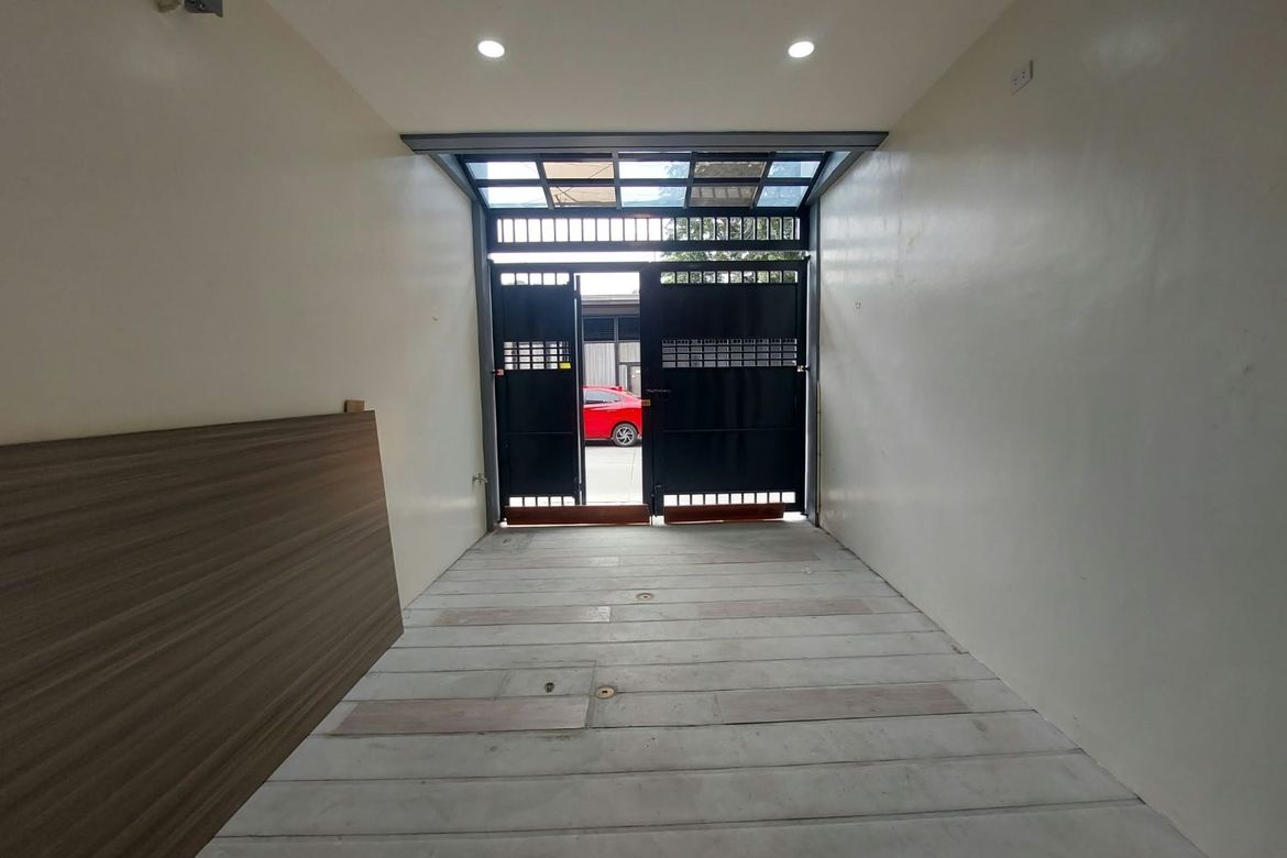 3 Bedroom Townhouse for Sale in Santa Lucia, Quezon City, Metro Manila – photo 3