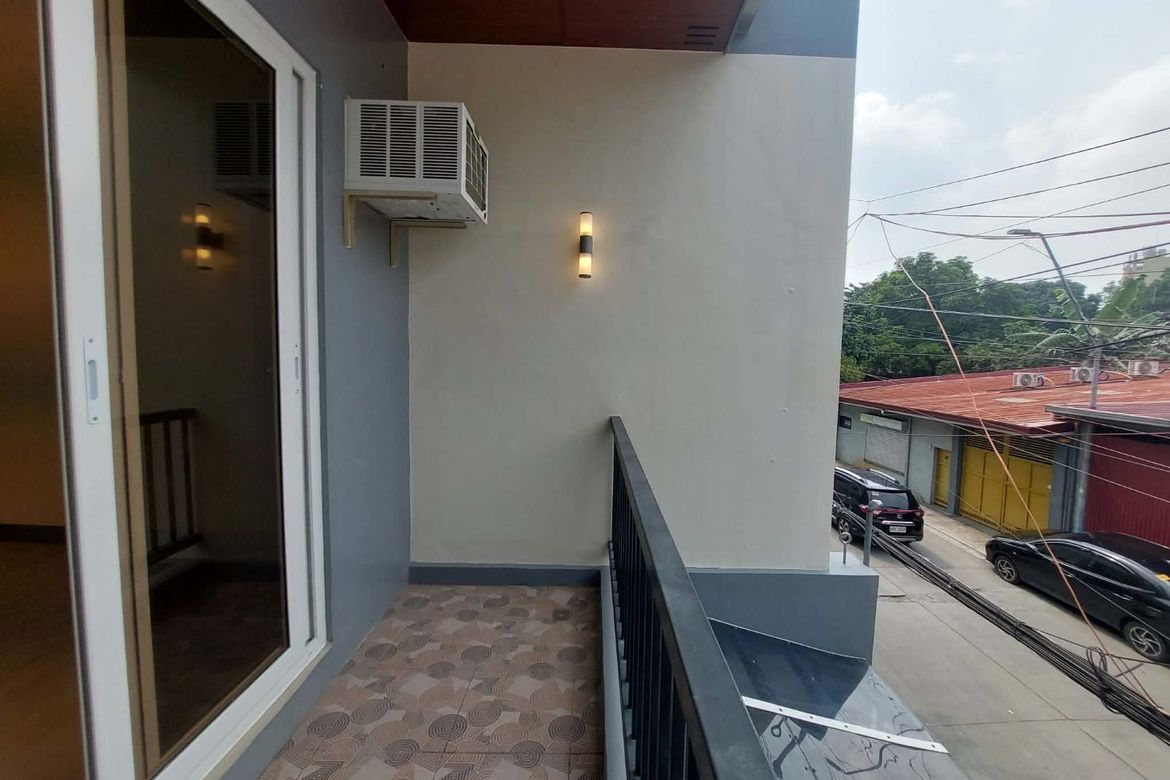 3 Bedroom Townhouse for Sale in Santa Lucia, Quezon City, Metro Manila – photo 4