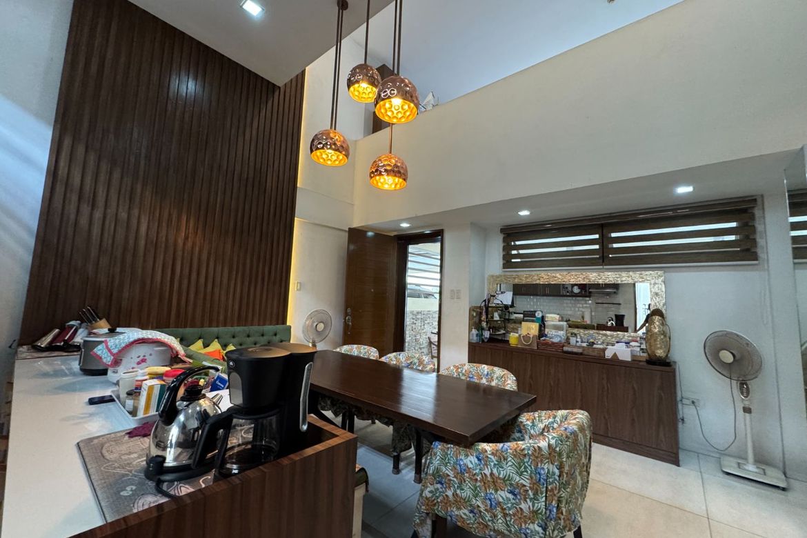 3 Bedroom Townhouse for Sale in Santa Lucia, San Juan, Metro Manila