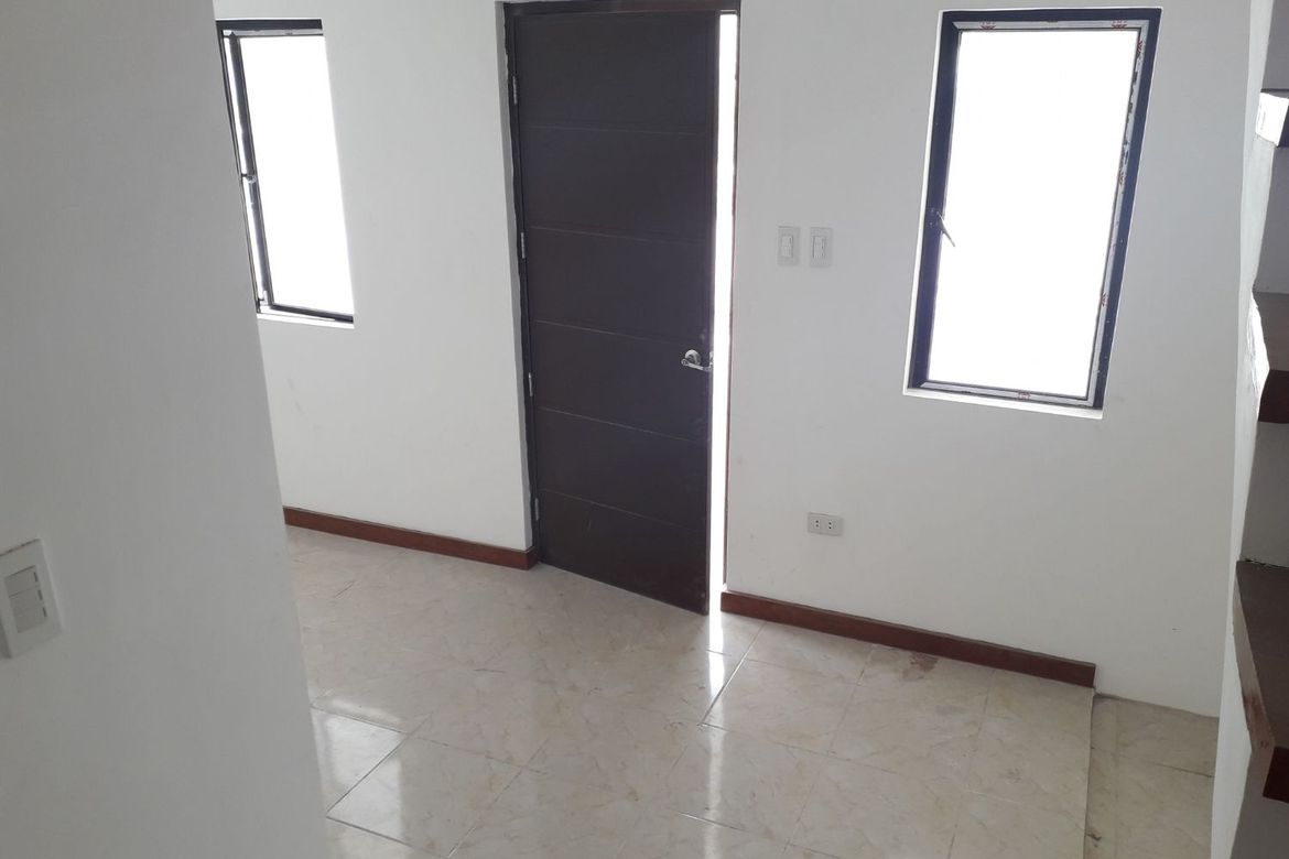 3 Bedroom Townhouse for Sale in Santo Niño, Biñan, Laguna – photo 5