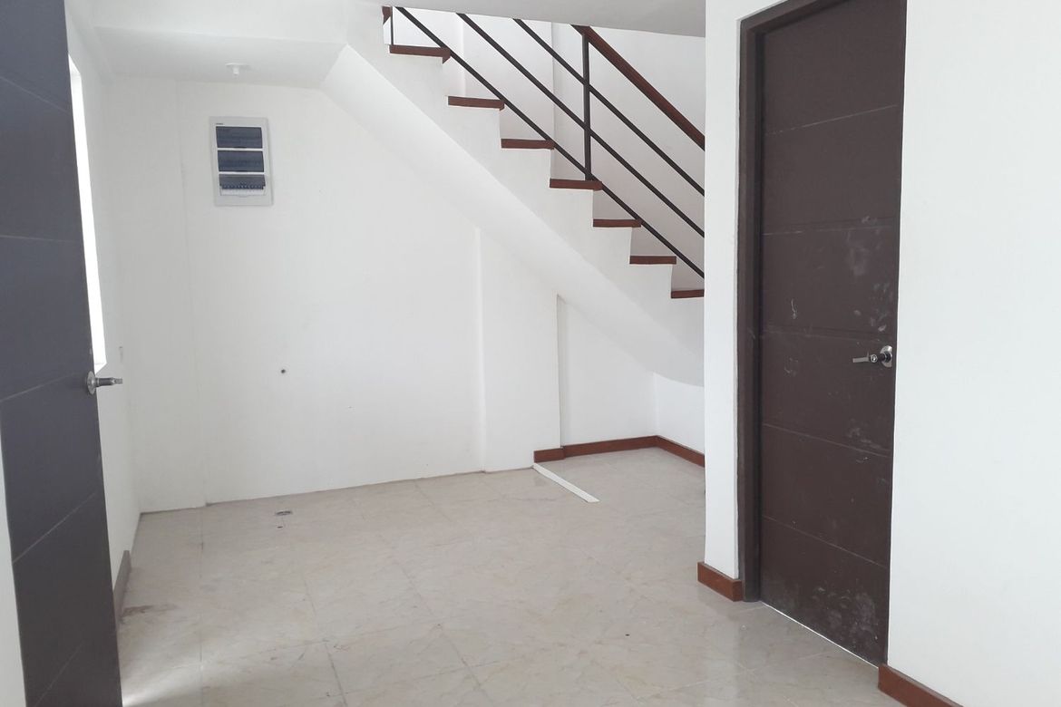 3 Bedroom Townhouse for Sale in Santo Niño, Biñan, Laguna – photo 7