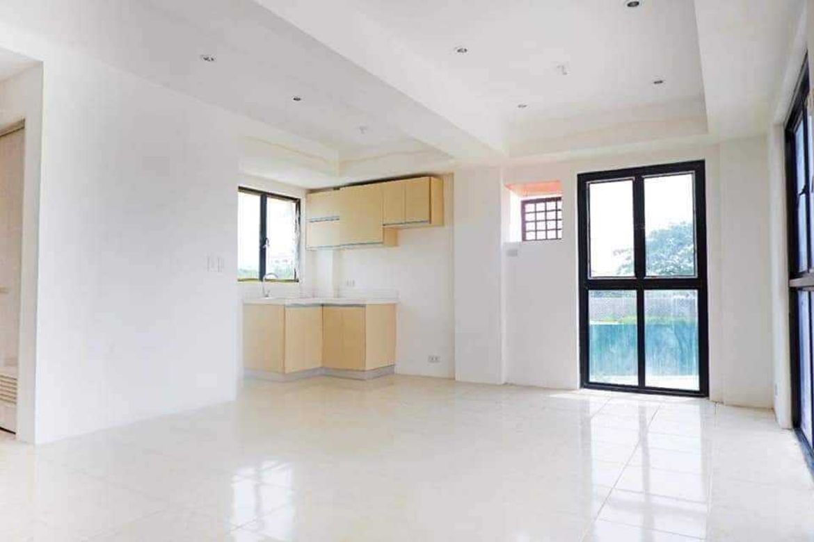 3 Bedroom Townhouse for Sale in Santo Niño, Biñan, Laguna – photo 8