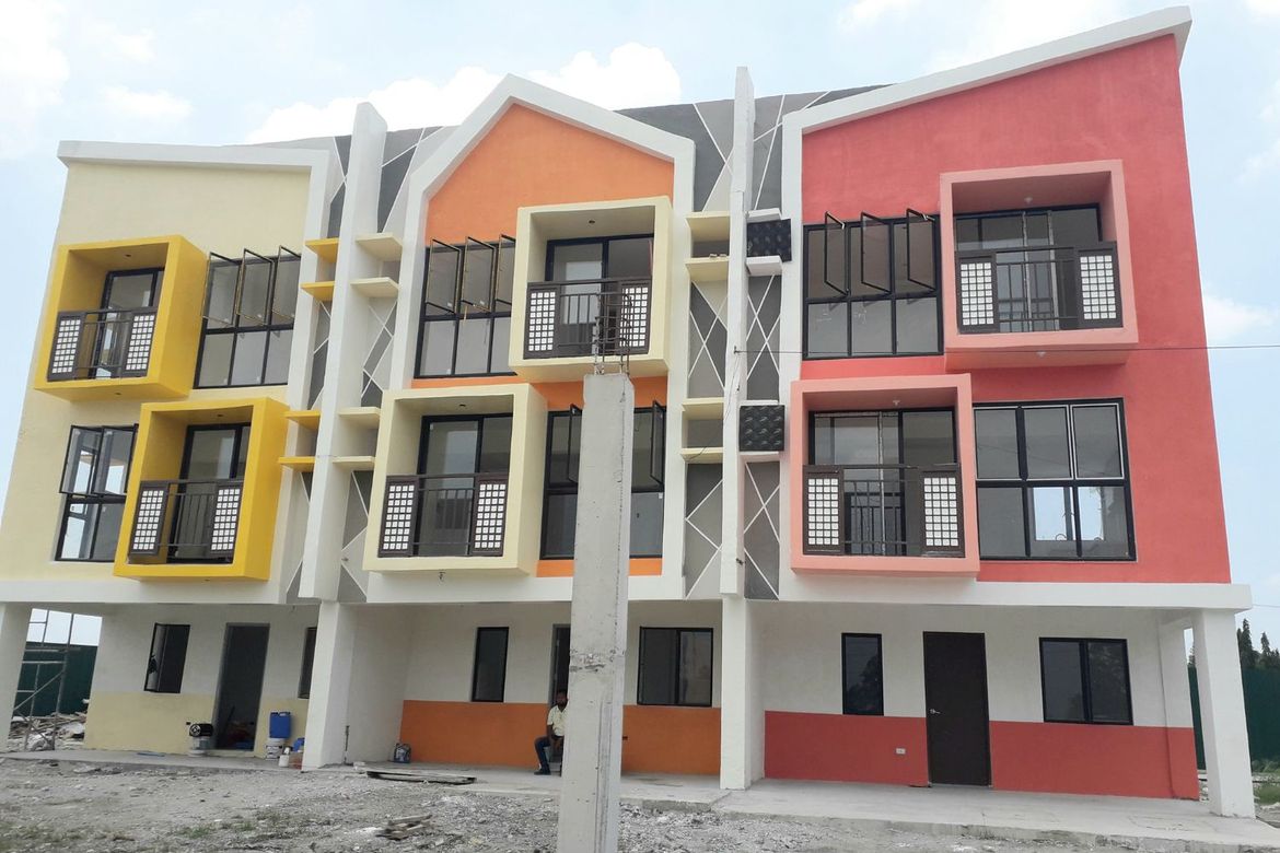 3 Bedroom Townhouse for Sale in Santo Niño, Biñan, Laguna – photo 3