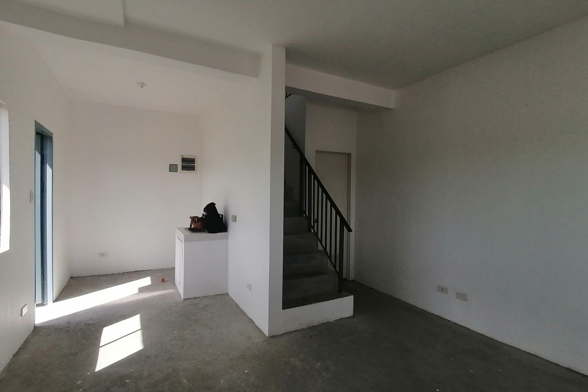 3 Bedroom Townhouse for Sale in Talaga, Capas, Tarlac – photo 3