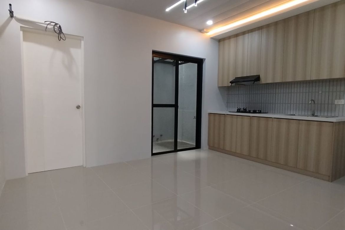 3 Bedroom Townhouse for Sale in Talon Kuatro, Las Piñas, Metro Manila – photo 3