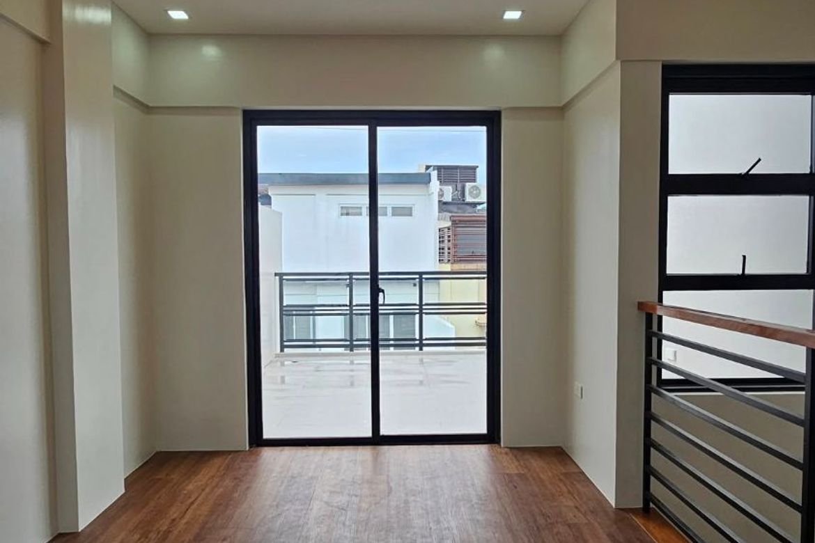 3 Bedroom Townhouse for Sale in Talon Uno, Las Piñas, Metro Manila – photo 4