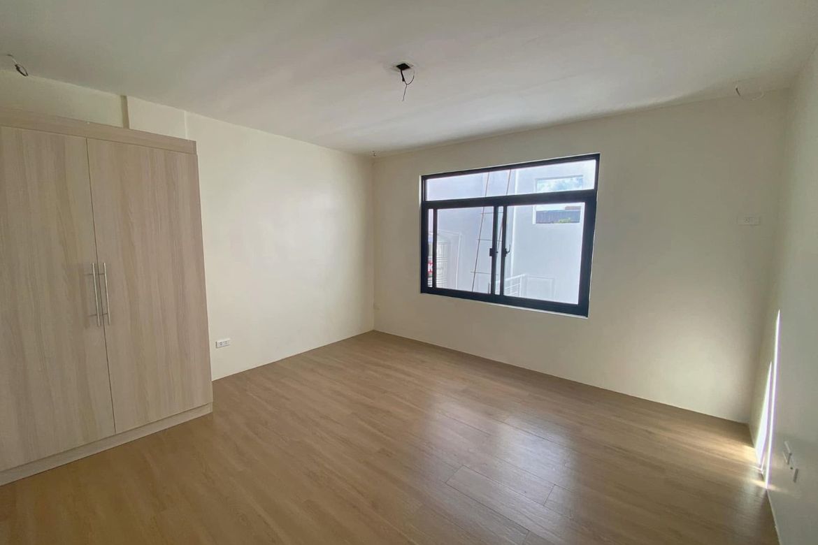 3 Bedroom Townhouse for Sale in Tandang Sora, Quezon City, Metro Manila – photo 7