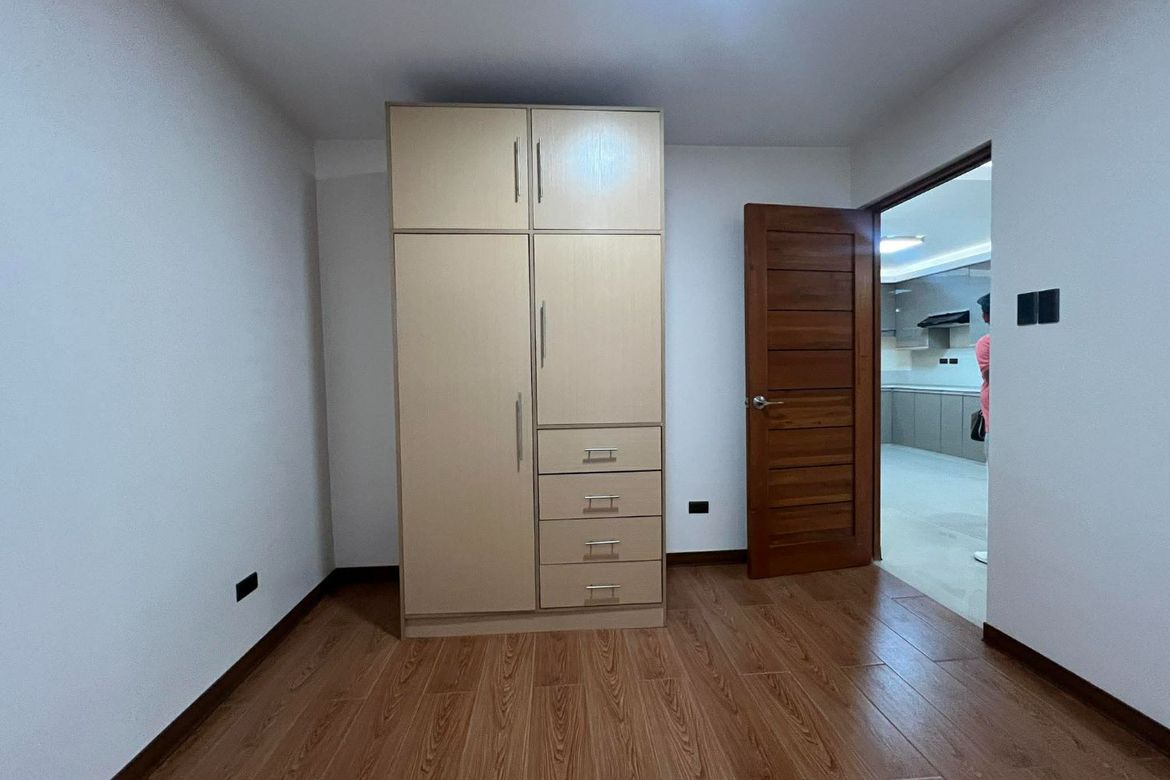 3 Bedroom Townhouse for Sale in Tandang Sora, Quezon City, Metro Manila – photo 7