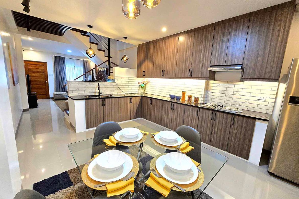 3 Bedroom Townhouse for Sale in Tandang Sora, Quezon City, Metro Manila – photo 8