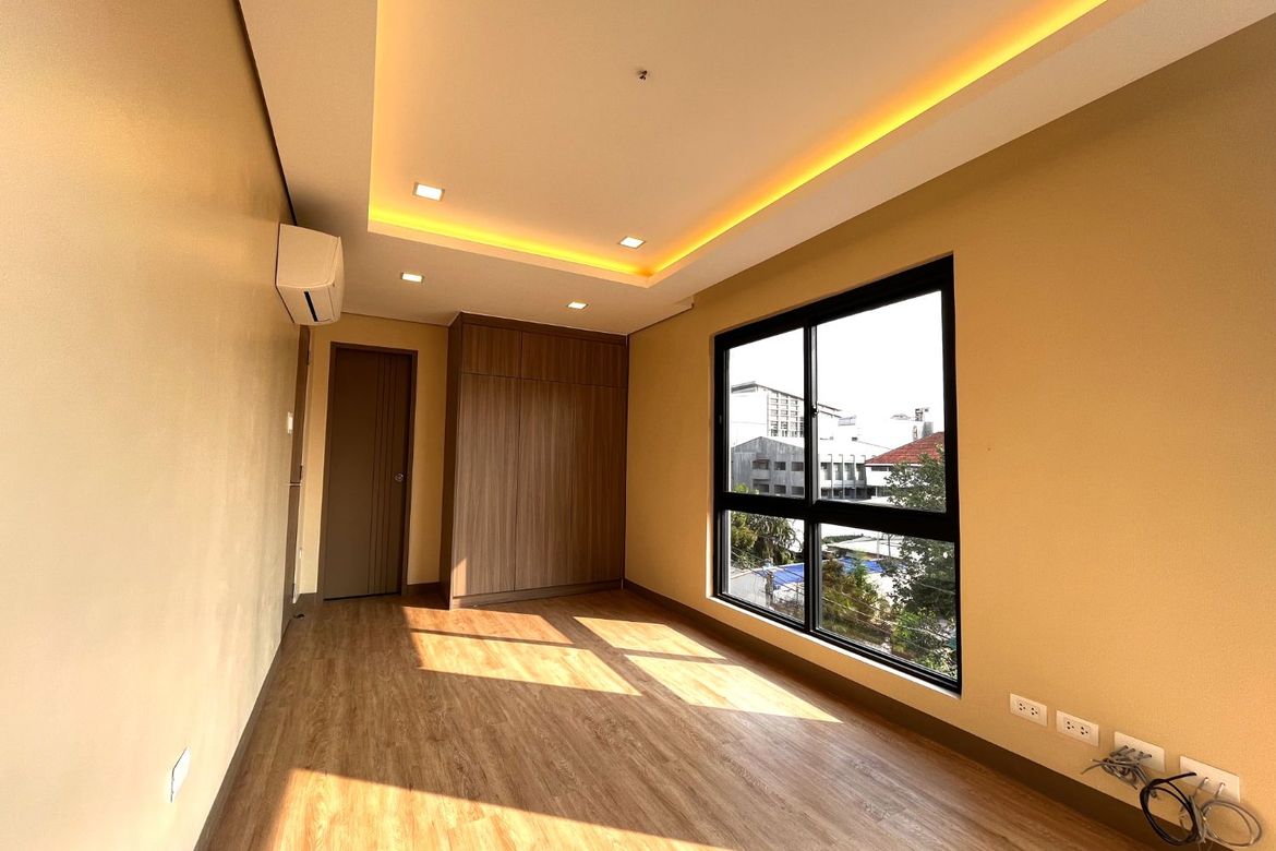 3 Bedroom Townhouse for Sale in Teachers Village East, Quezon City, Metro Manila – photo 2