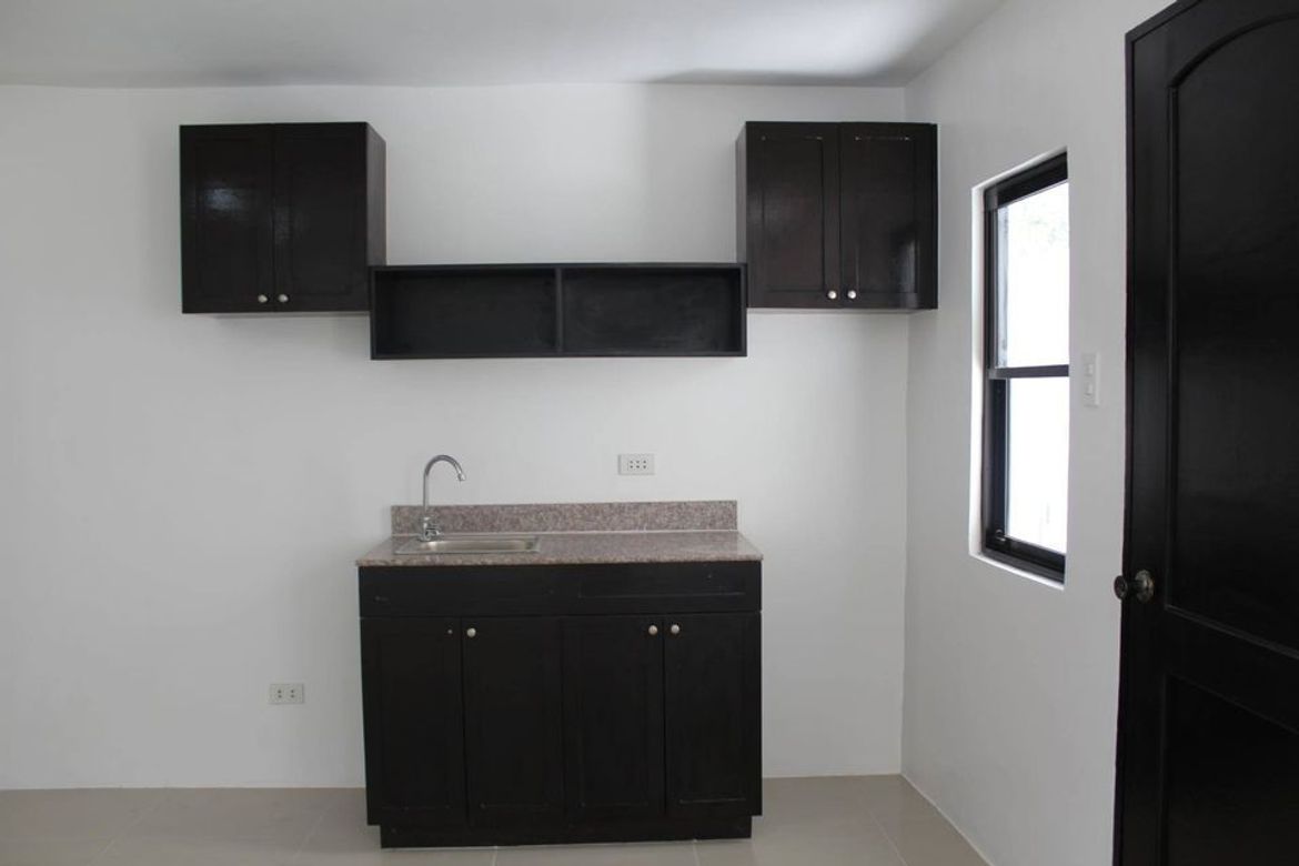 3 Bedroom Townhouse for Sale in Tolotolo, Consolacion, Cebu – photo 6