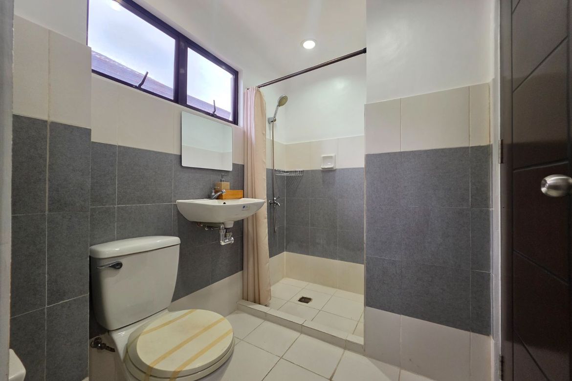 3 Bedroom Townhouse for Sale in Tunghaan, Minglanilla, Cebu – photo 5