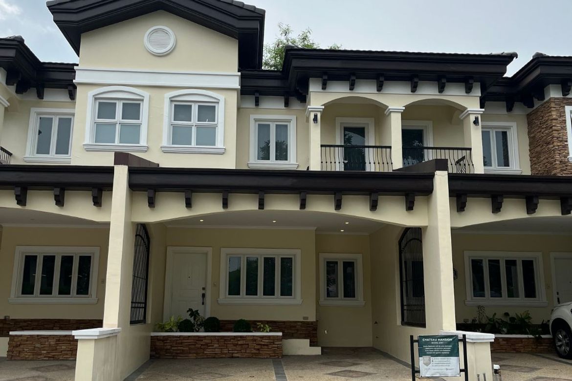 3 Bedroom Townhouse for Sale in Versailles Alabang Village, Almanza Dos, Las Piñas, Metro Manila – photo 2