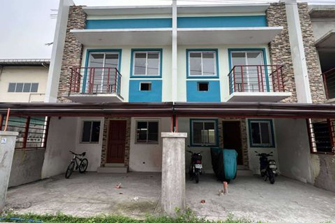 3 Bedroom Townhouse for Sale in Viente Reales, Valenzuela, Metro Manila