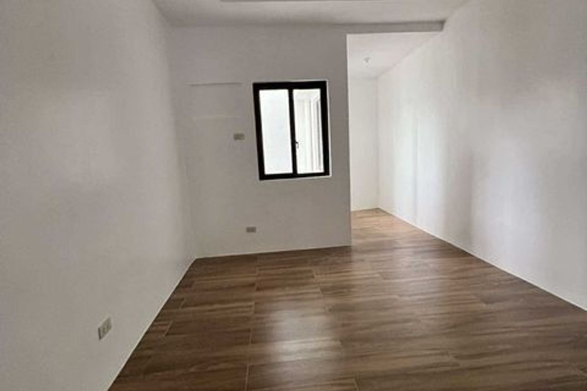 3 Bedroom Townhouse for Sale in Viente Reales, Valenzuela, Metro Manila – photo 2