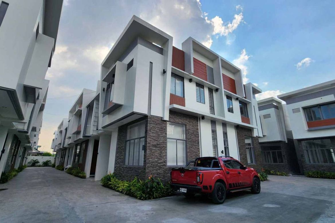 3 Bedroom Townhouse for Sale in Wack-Wack Greenhills, Mandaluyong, Metro Manila near MRT-3 Shaw Boulevard – photo 4