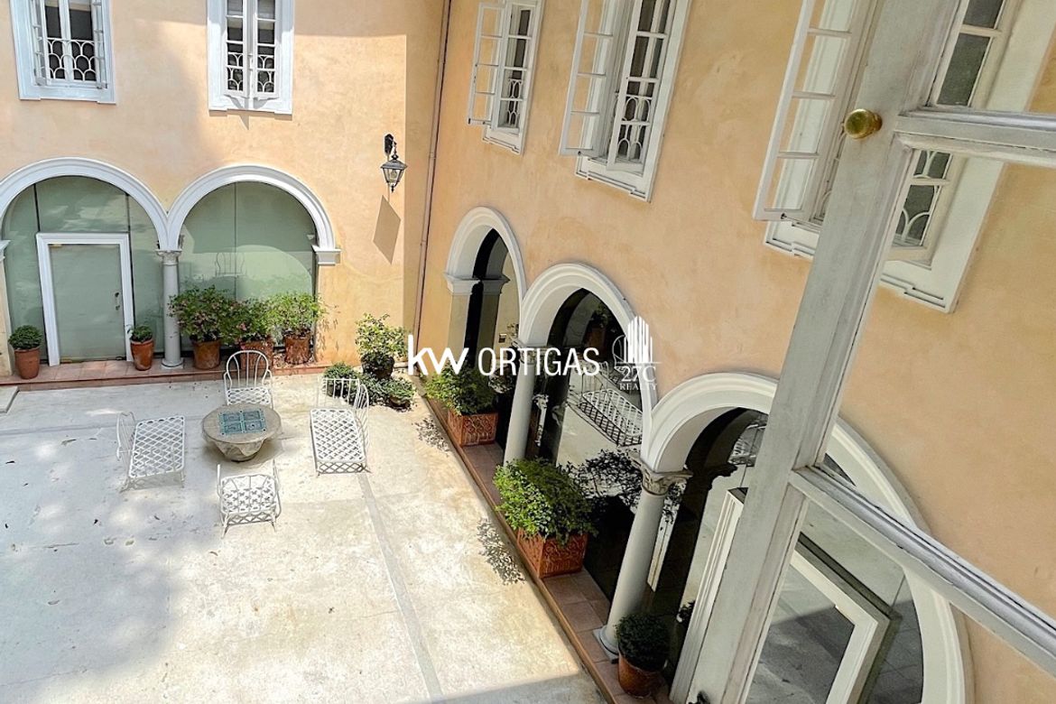 3 Bedroom Villa for Sale in Pansol, Quezon City, Metro Manila – photo 3