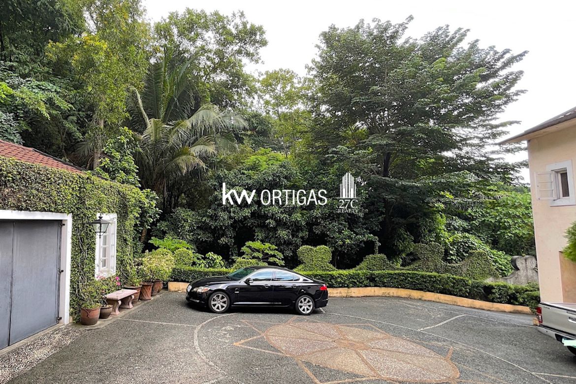 3 Bedroom Villa for Sale in Pansol, Quezon City, Metro Manila – photo 5