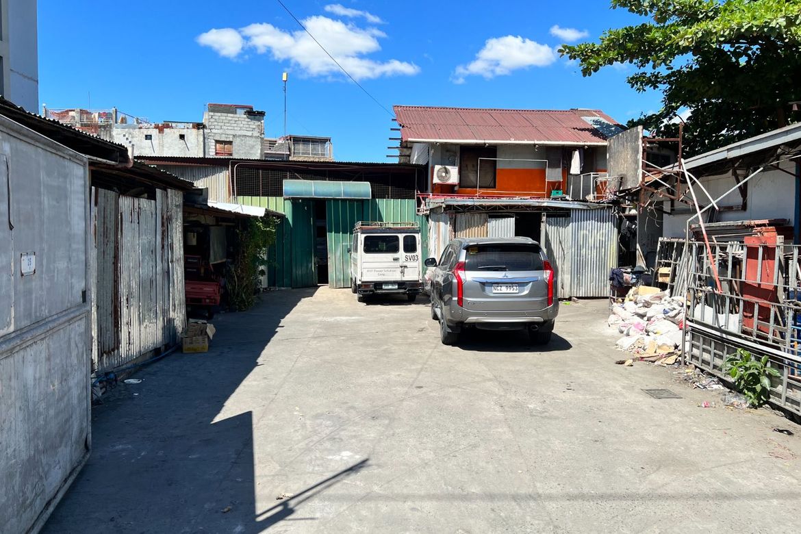 3 Bedroom Warehouse / Factory for Rent in Calzada, Taguig, Metro Manila photo 4