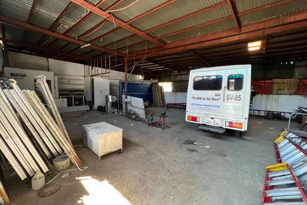 3 Bedroom Warehouse / Factory for Rent in Calzada, Taguig, Metro Manila photo 6