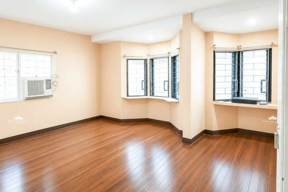 3 Bedroom Warehouse / Factory for Rent in Santo Domingo, Cainta, Rizal photo 5