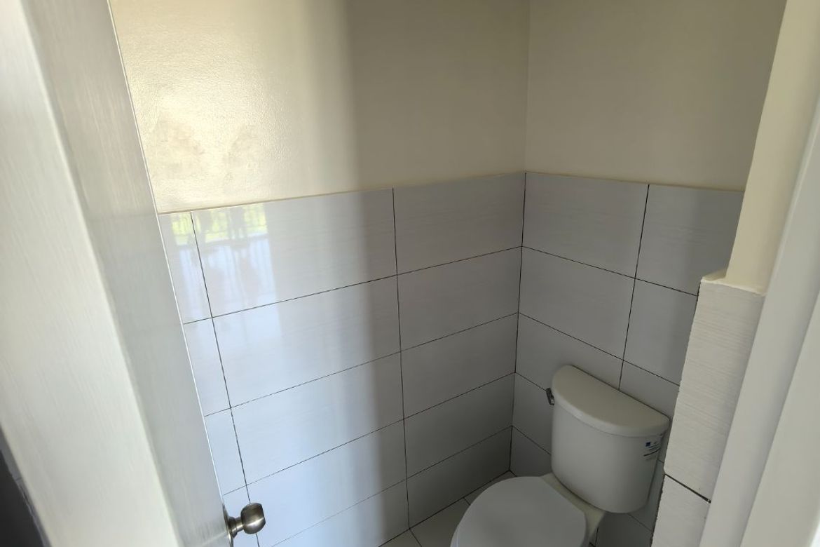 30 Bedroom Shophouse for Sale in Luz, Cebu City, Cebu – photo 3