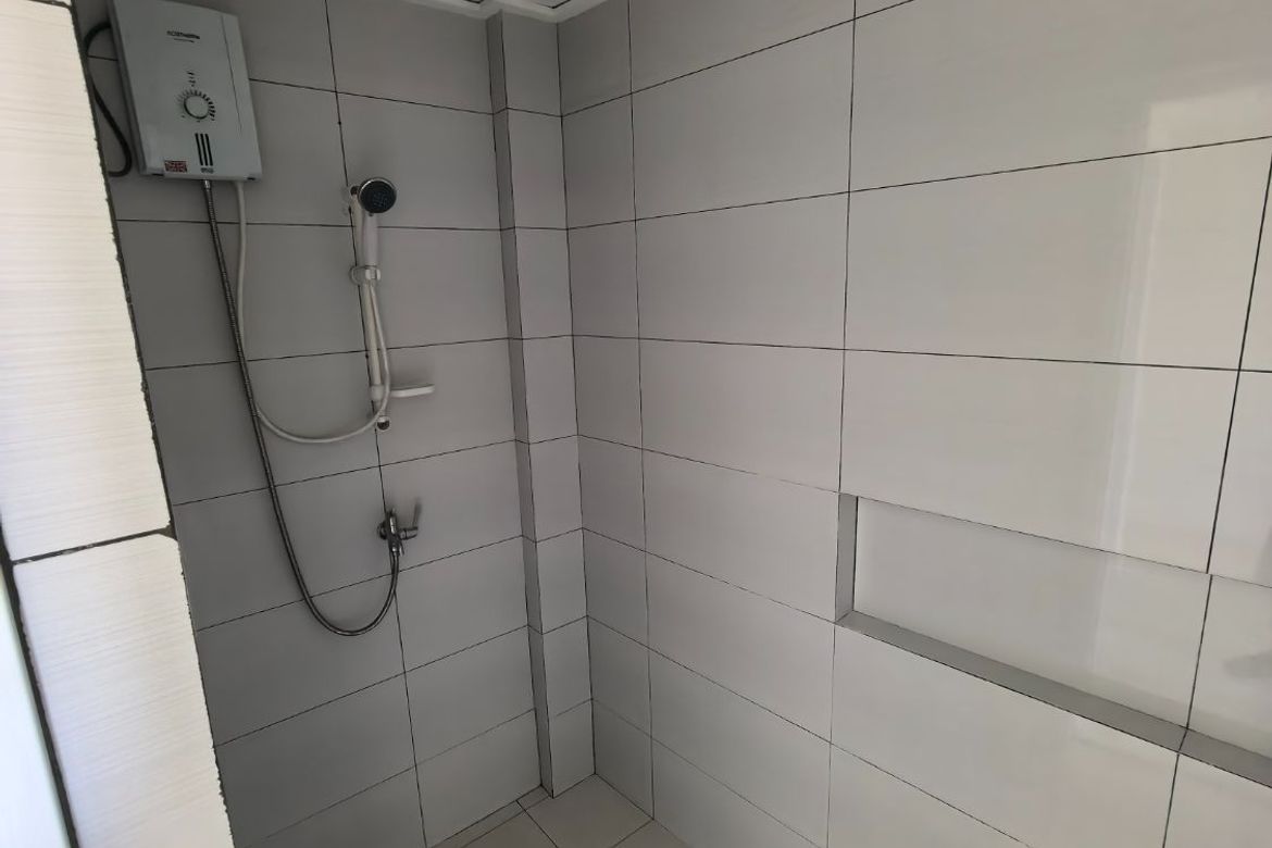 30 Bedroom Shophouse for Sale in Luz, Cebu City, Cebu – photo 4