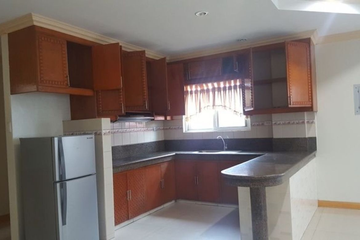 4 Bedroom Apartment for Rent in Guadalupe, Cebu City, Cebu photo 6