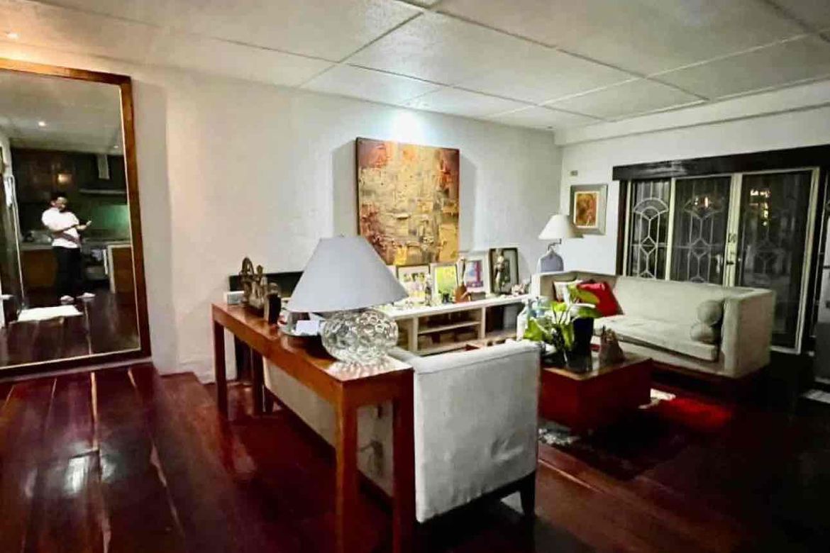 4 Bedroom Apartment for Rent in Pineda, Pasig, Metro Manila
