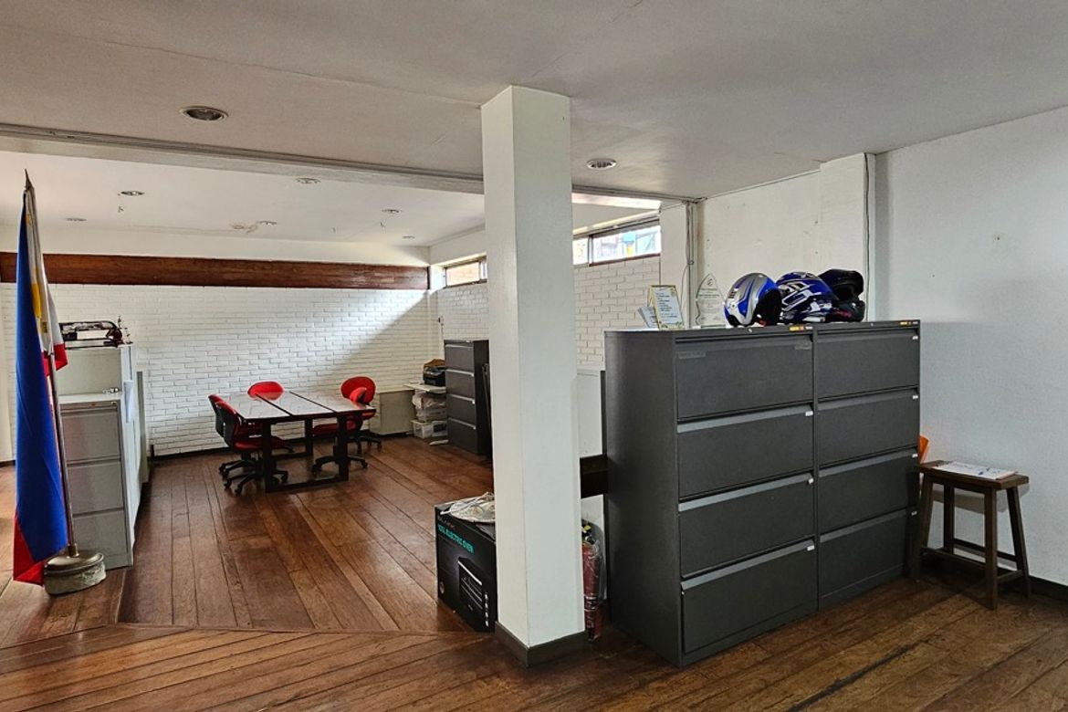 4 Bedroom Commercial for Sale in Kapitolyo, Pasig, Metro Manila near MRT-3 Boni – photo 3
