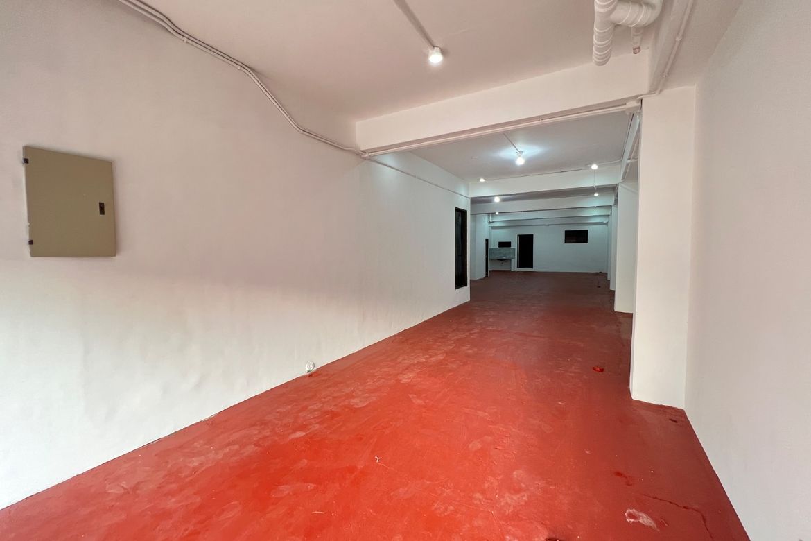 4 Bedroom Commercial for Sale in Lourdes Sur, Angeles, Pampanga