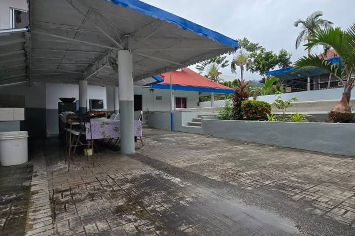 4 Bedroom Commercial for Sale in Pansol, Calamba, Laguna – photo 2