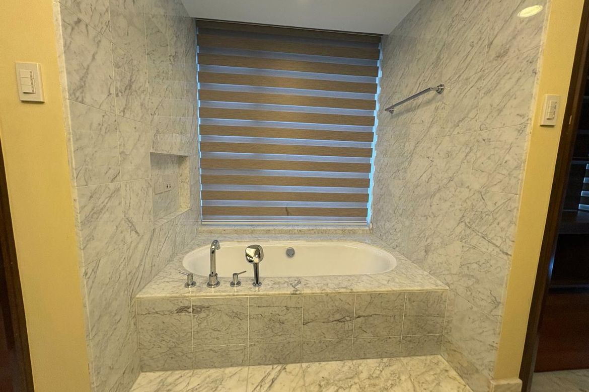 4 Bedroom Condo for Rent in Discovery Primea, Quiapo, Manila, Metro Manila near LRT-2 Recto photo 8