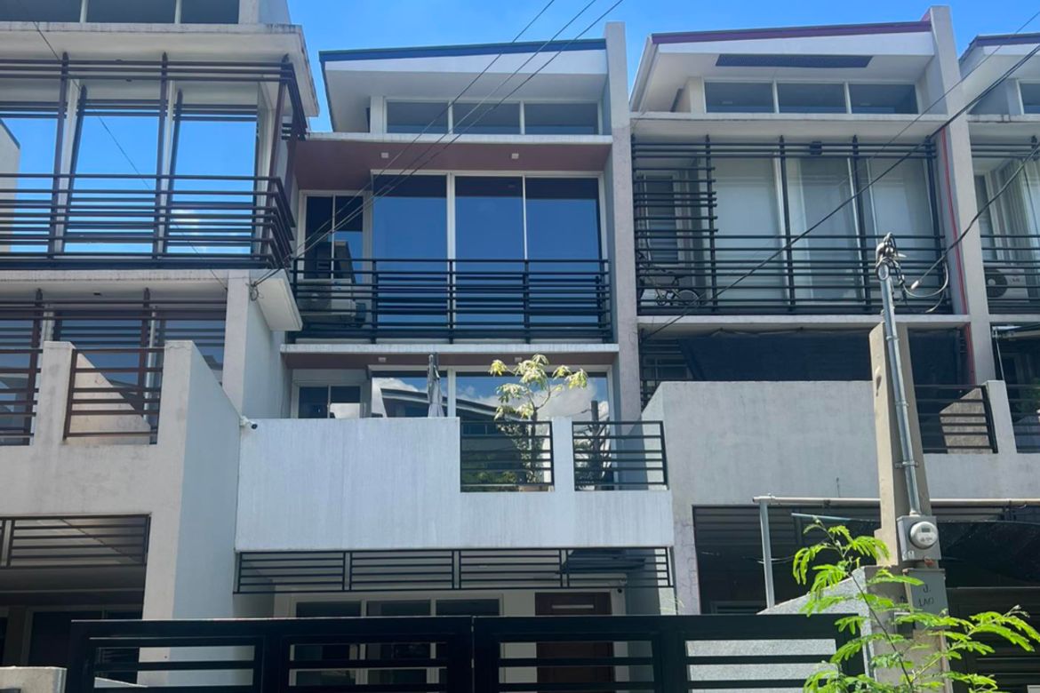 4 Bedroom Condo for Rent in Kapitolyo, Pasig, Metro Manila