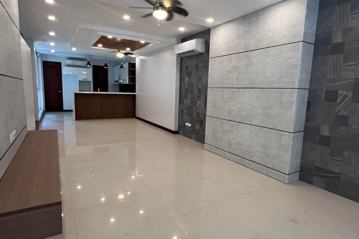 4 Bedroom Condo for Rent in Kapitolyo, Pasig, Metro Manila photo 2