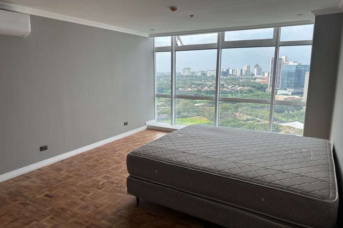 4 Bedroom Condo for Sale in Alabang, Muntinlupa, Metro Manila – photo 5