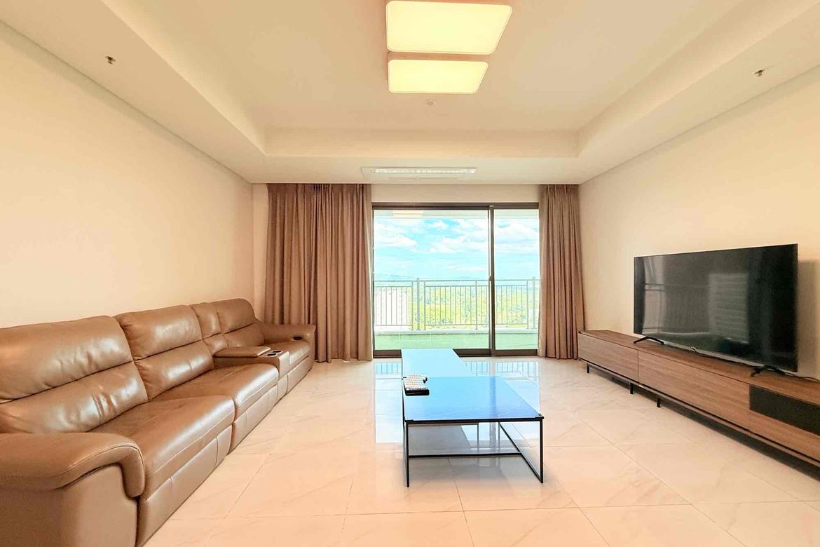 4 Bedroom Condo for Sale in Balibago, Angeles, Pampanga – photo 3