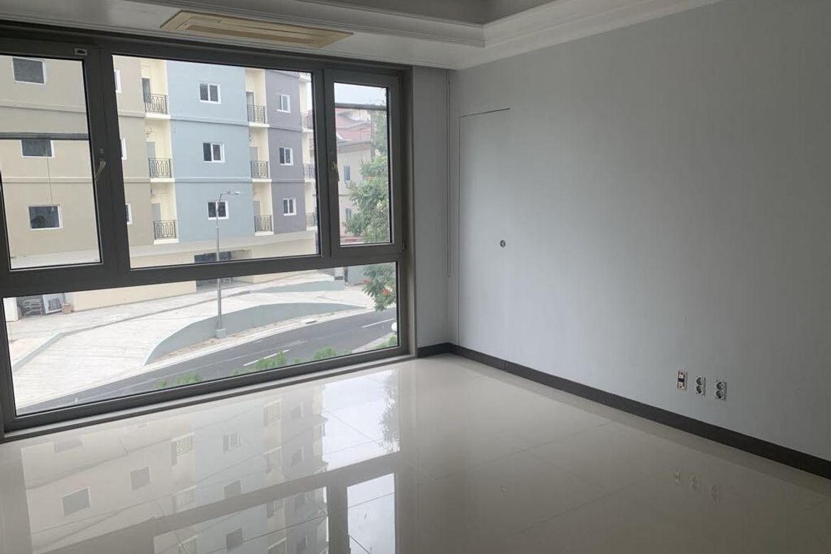 4 Bedroom Condo for Sale in Balibago, Angeles, Pampanga